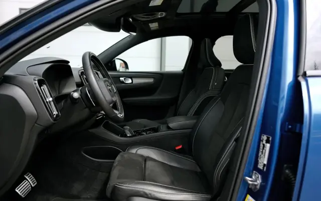 VOLVO XC 40 T5 AWD Geartronic R-Design