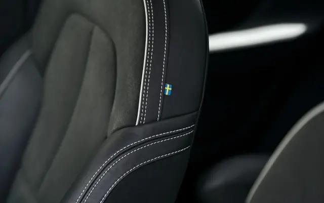 VOLVO XC 40 T5 AWD Geartronic R-Design