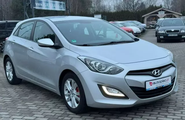HYUNDAI I30 