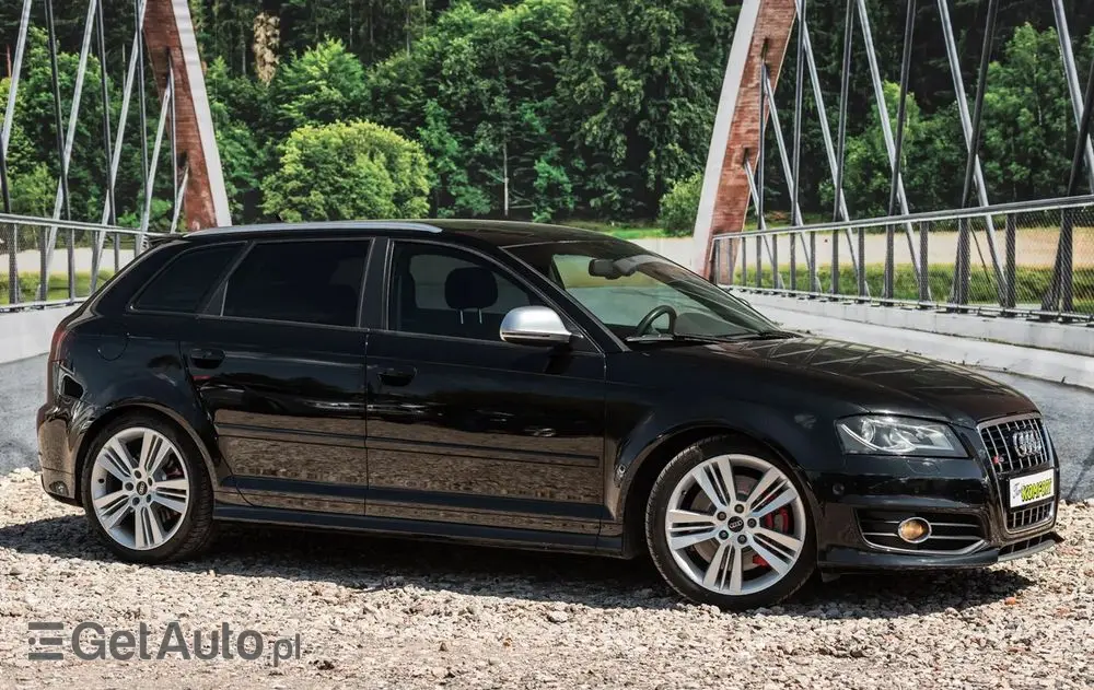 AUDI S3 