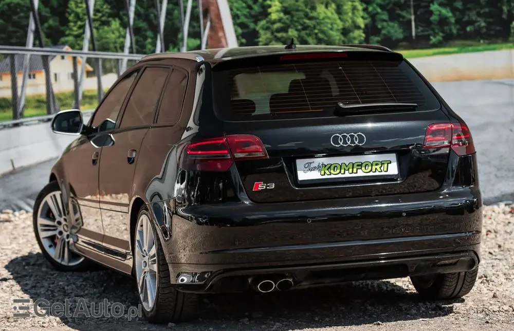AUDI S3 