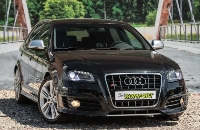 AUDI S3 