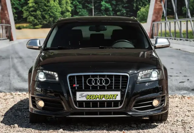 AUDI S3 
