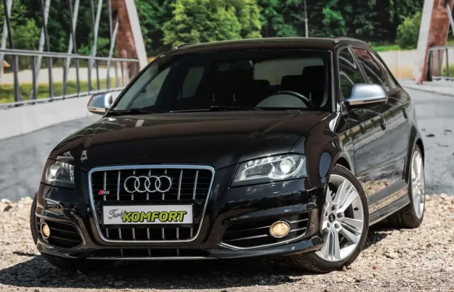 AUDI S3 