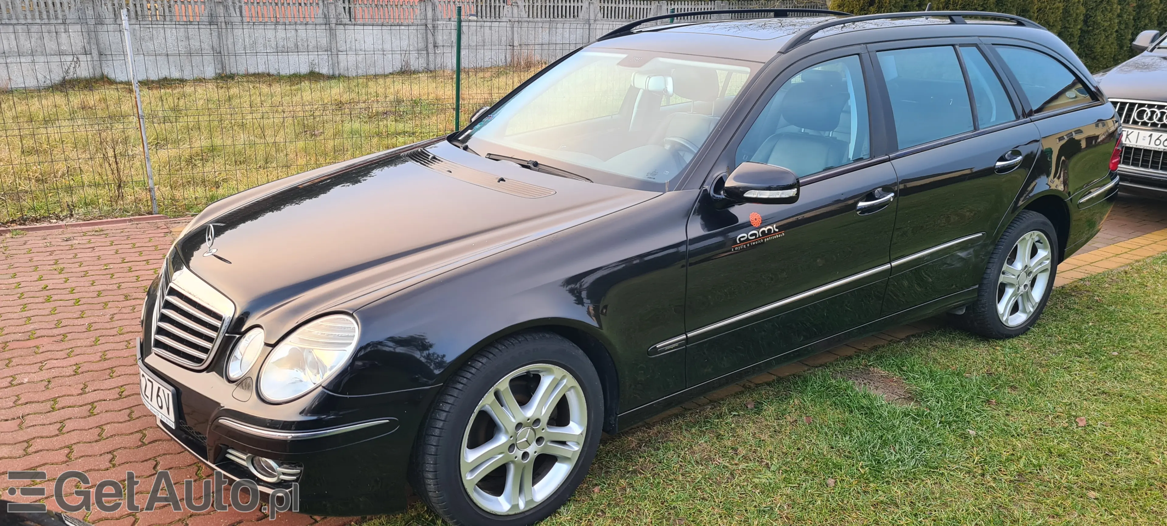 MERCEDES-BENZ E320 4matic