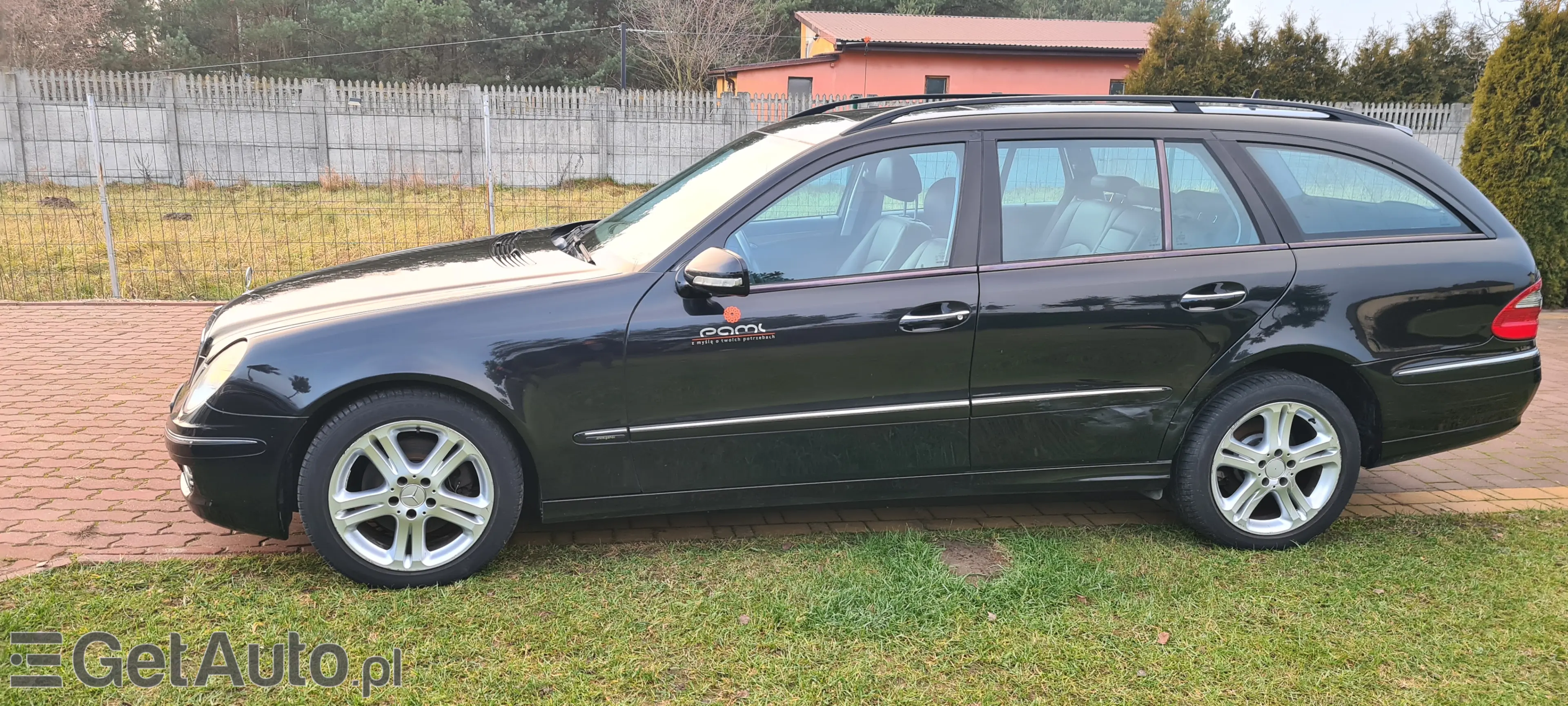 MERCEDES-BENZ E320 4matic