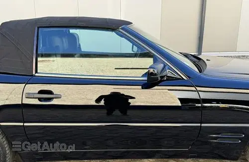 MERCEDES-BENZ SL 