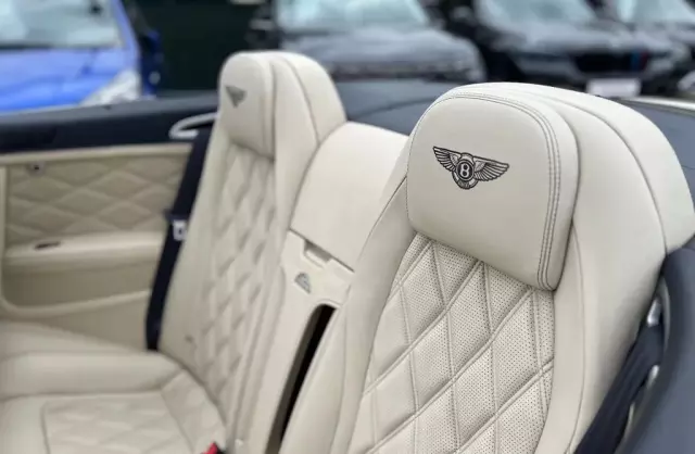 BENTLEY Continental 
