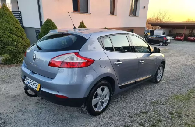 RENAULT Megane 