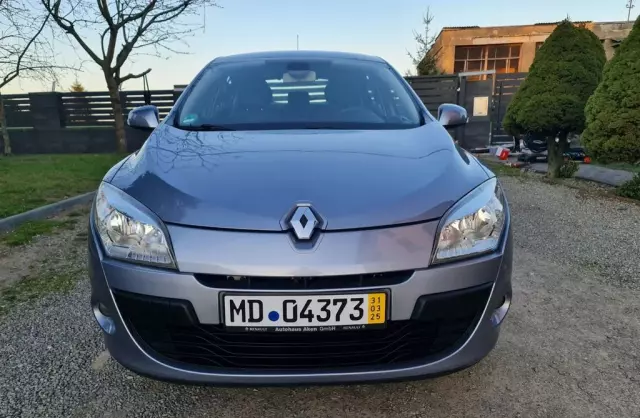 RENAULT Megane 