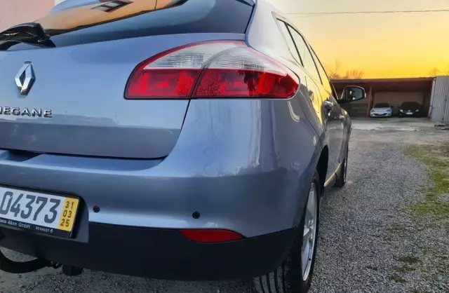 RENAULT Megane 