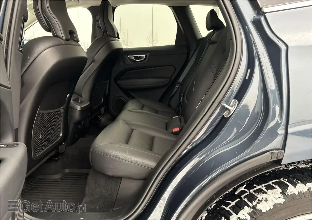 VOLVO XC 60 B4 D Plus Bright