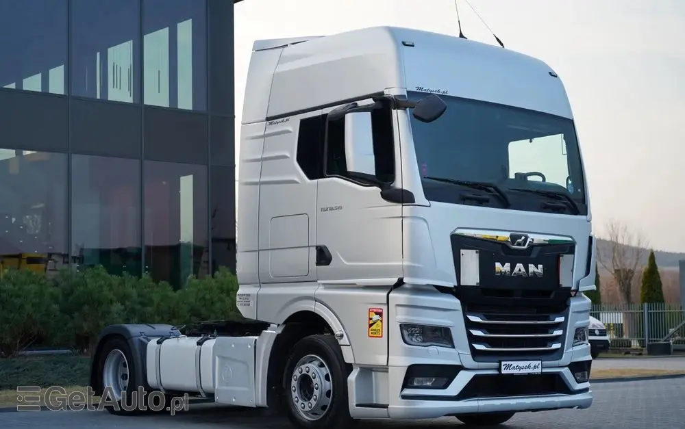 MAN TGX 18.510 / GX / MEGA  / LOW DECK / NAVI RIO 