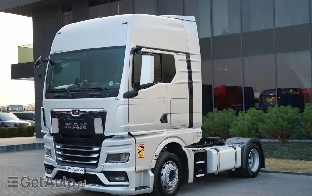 MAN TGX 18.510 / GX / MEGA  / LOW DECK / NAVI RIO 