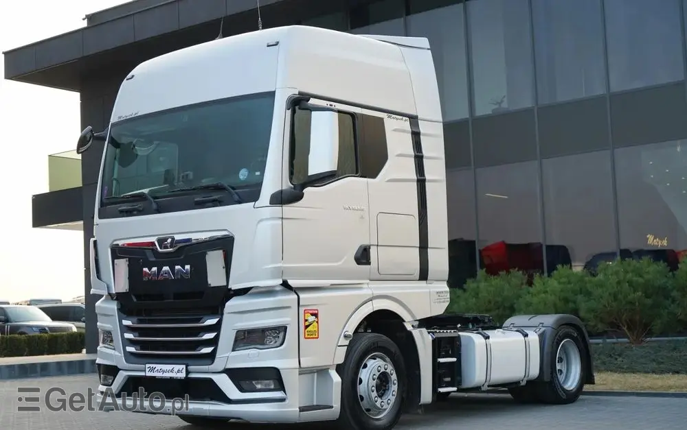 MAN TGX 18.510 / GX / MEGA  / LOW DECK / NAVI RIO 
