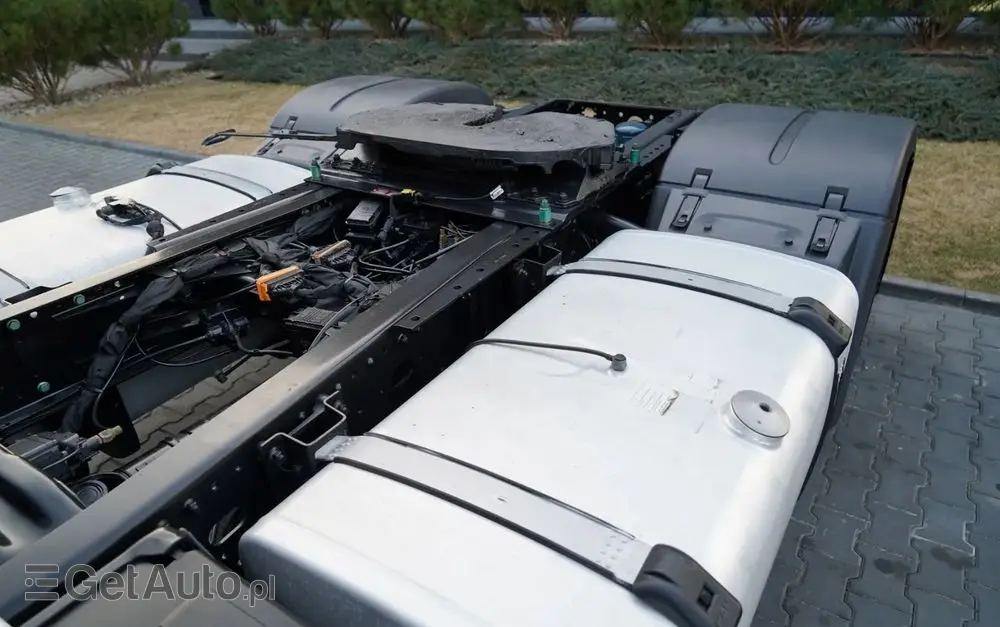 MAN TGX 18.510 / GX / MEGA  / LOW DECK / NAVI RIO 