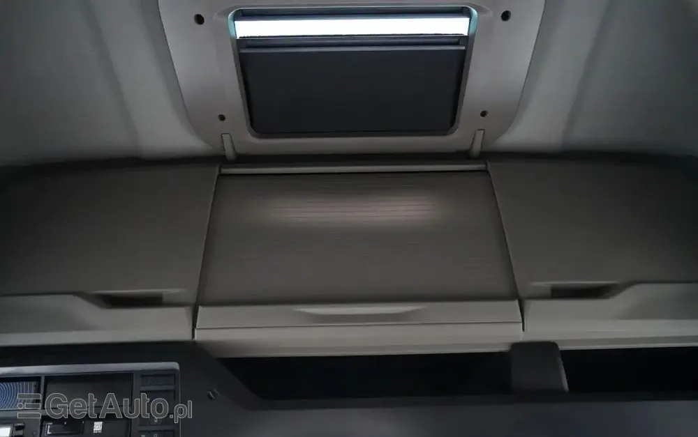 MAN TGX 18.510 / GX / MEGA  / LOW DECK / NAVI RIO 