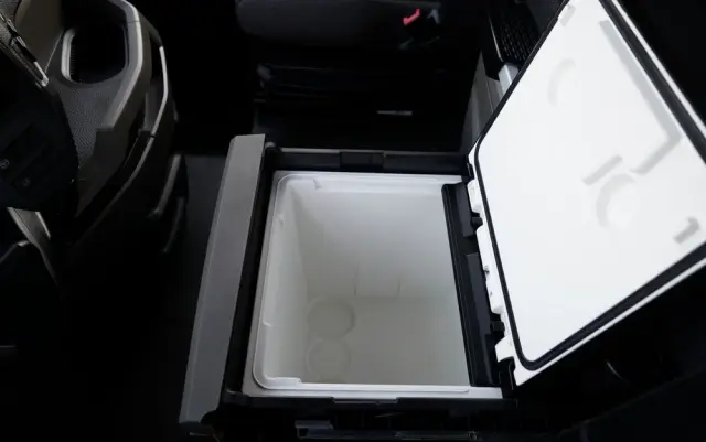 MAN TGX 18.510 / GX / MEGA  / LOW DECK / NAVI RIO 