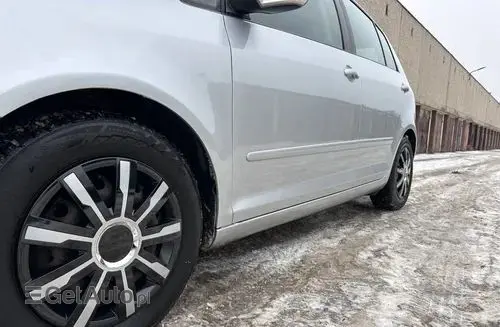 VOLKSWAGEN Golf Plus 