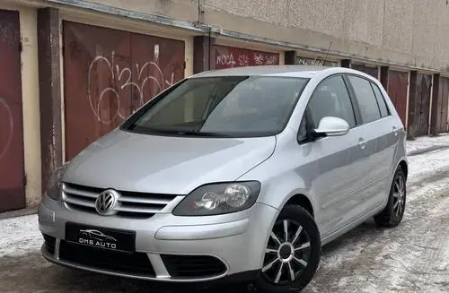 VOLKSWAGEN Golf Plus 
