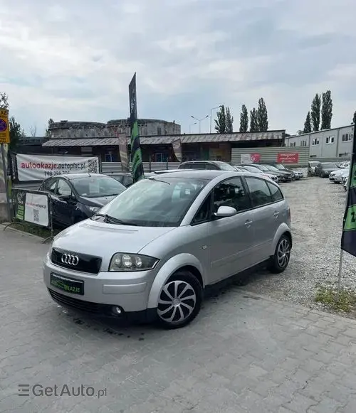 AUDI A2 