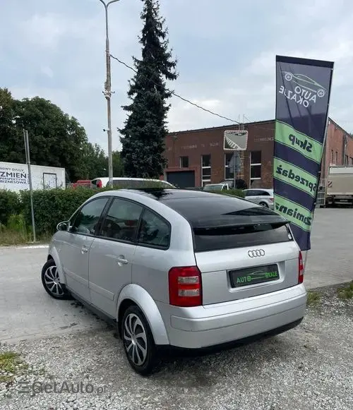 AUDI A2 