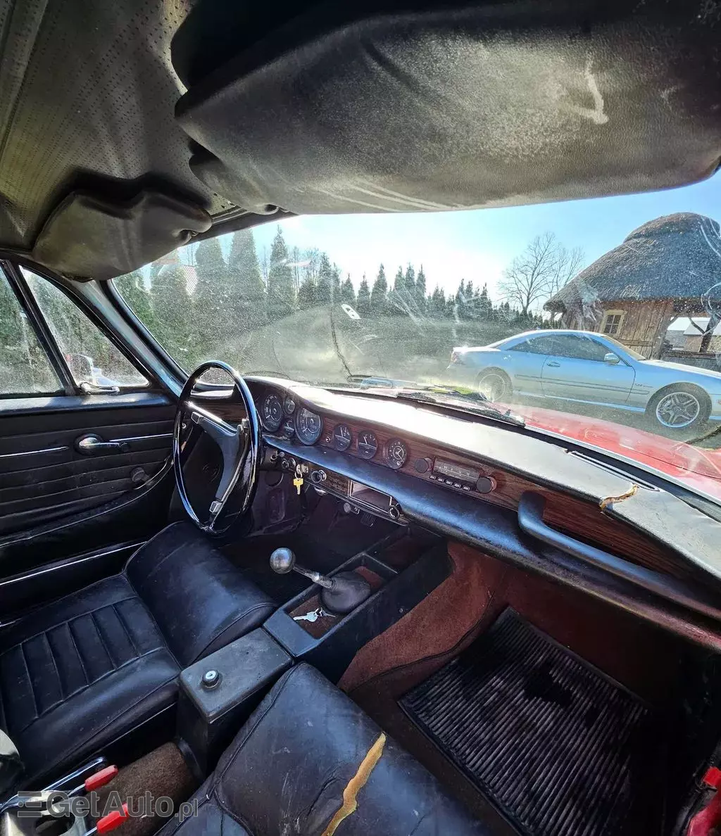 VOLVO 1800 