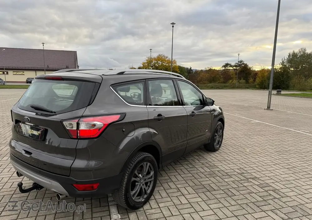 FORD Kuga 2.0 TDCi 4x4 Titanium
