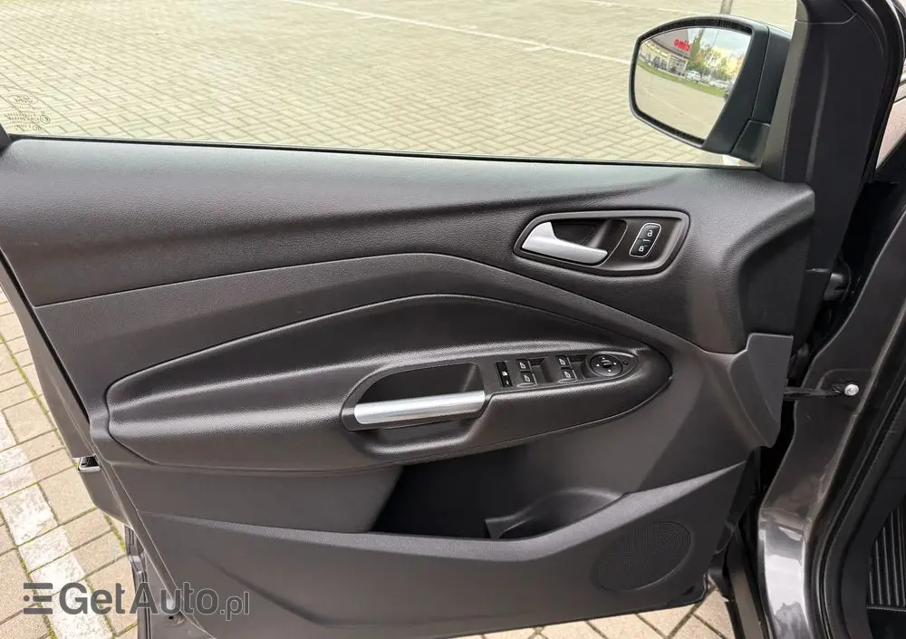 FORD Kuga 2.0 TDCi 4x4 Titanium