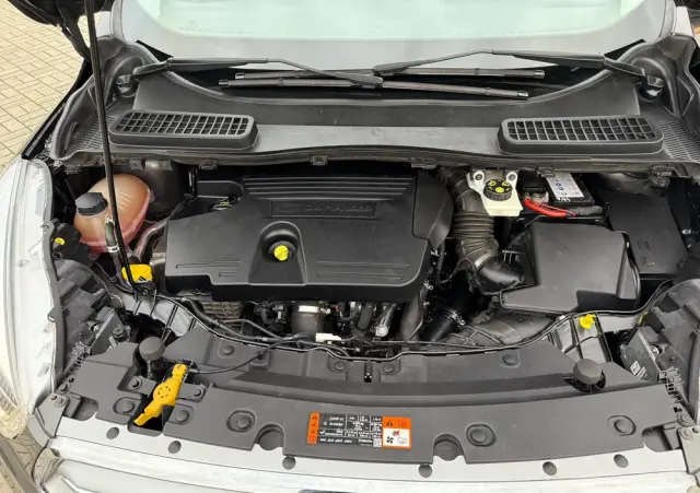 FORD Kuga 2.0 TDCi 4x4 Titanium