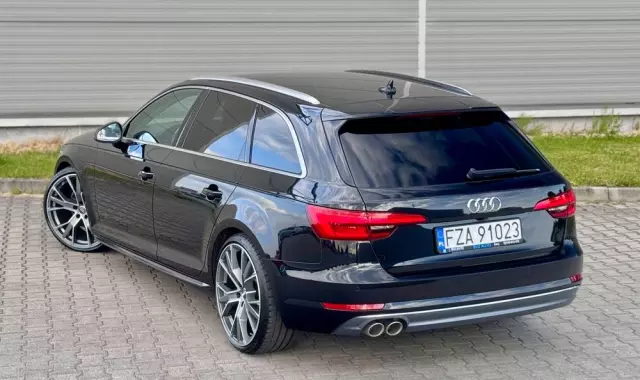AUDI A4 Avant 2.0 TDI S tronic sport