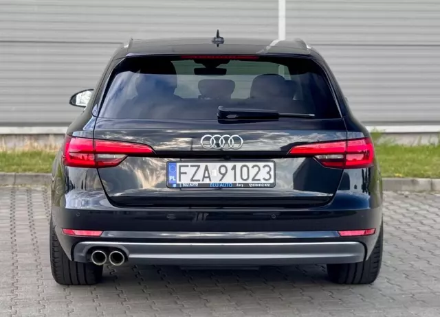 AUDI A4 Avant 2.0 TDI S tronic sport