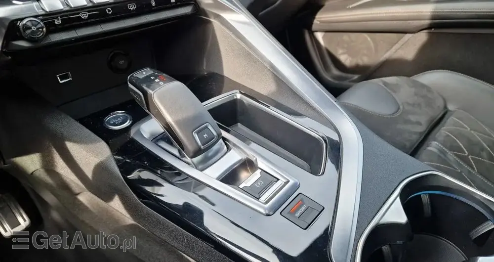 PEUGEOT 3008 BlueHDi 180 Stop & Start EAT8 GT