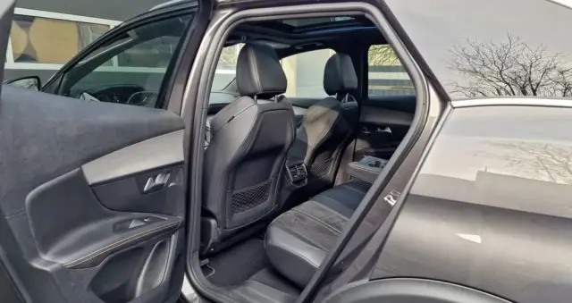 PEUGEOT 3008 BlueHDi 180 Stop & Start EAT8 GT