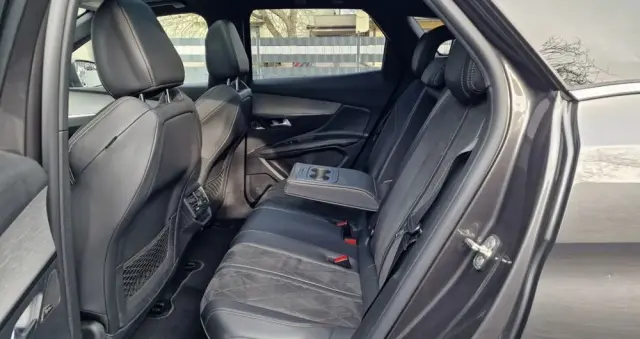 PEUGEOT 3008 BlueHDi 180 Stop & Start EAT8 GT