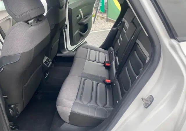 CITROËN C4 1.2 PureTech C-Series S&S EAT8