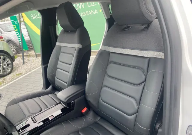 CITROËN C4 1.2 PureTech C-Series S&S EAT8