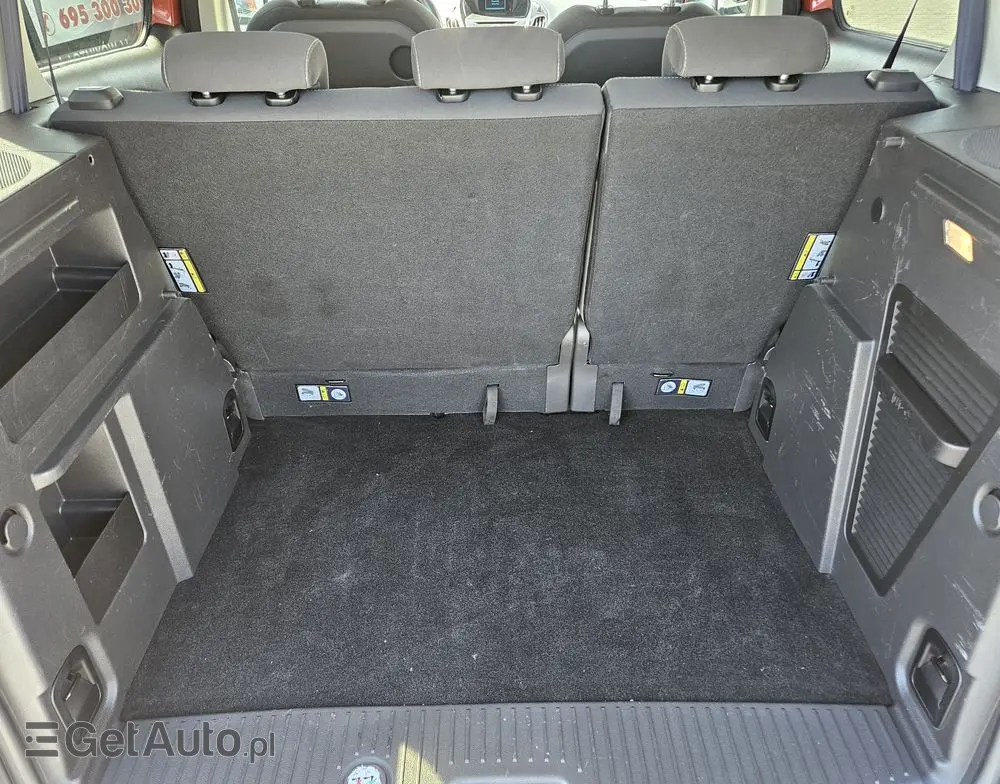 FORD Tourneo Courier 1.0 EcoBoost S&S Titanium