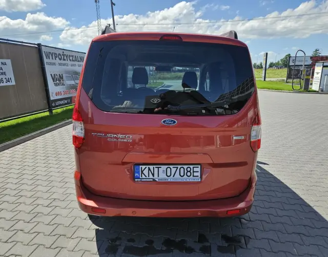 FORD Tourneo Courier 1.0 EcoBoost S&S Titanium