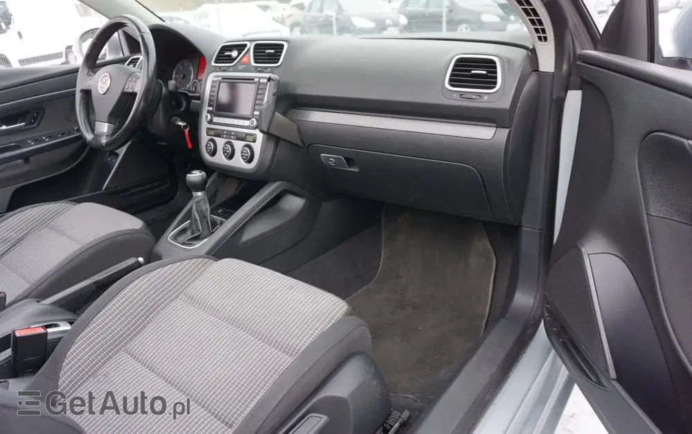 VOLKSWAGEN Eos 2.0 TDI DPF Sport & Style