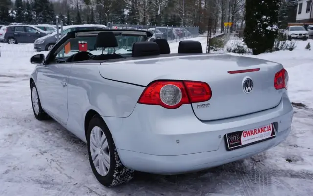 VOLKSWAGEN Eos 2.0 TDI DPF Sport & Style