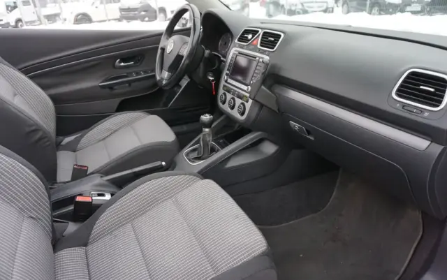 VOLKSWAGEN Eos 2.0 TDI DPF Sport & Style