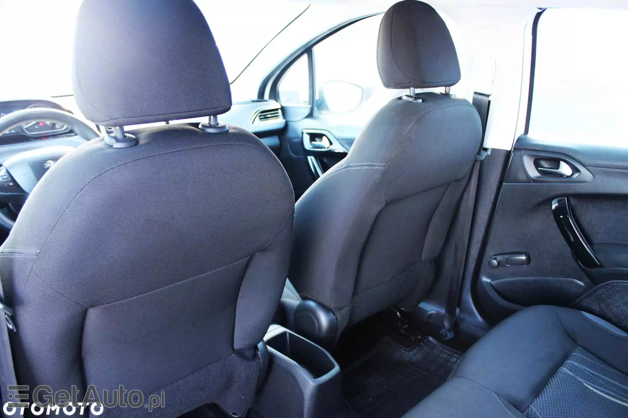 PEUGEOT 208 1.6 BlueHDi Active