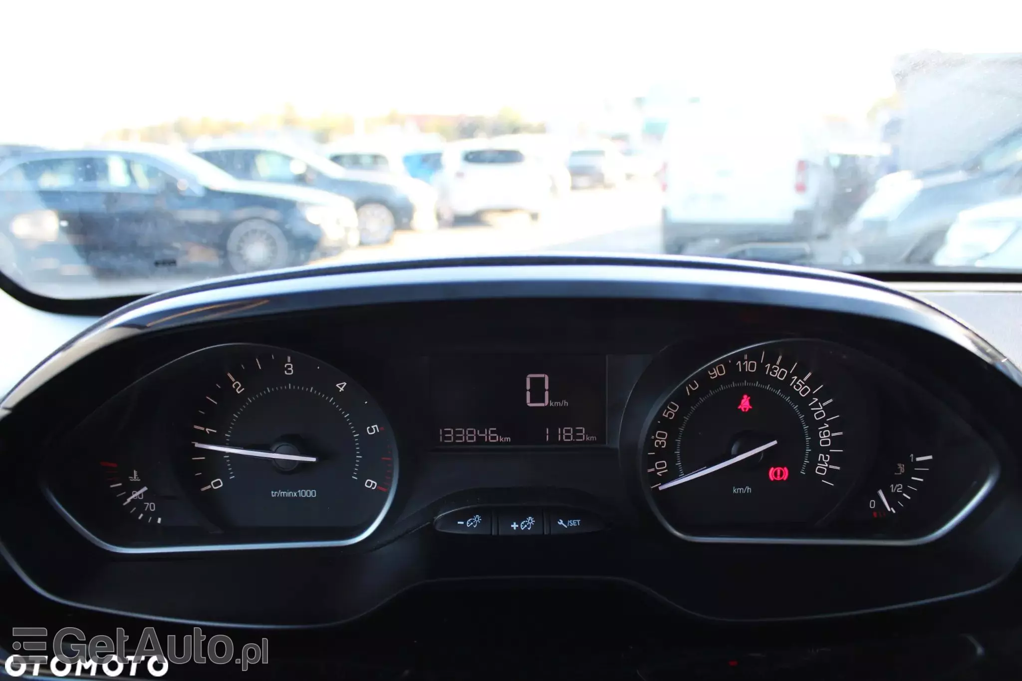 PEUGEOT 208 1.6 BlueHDi Active