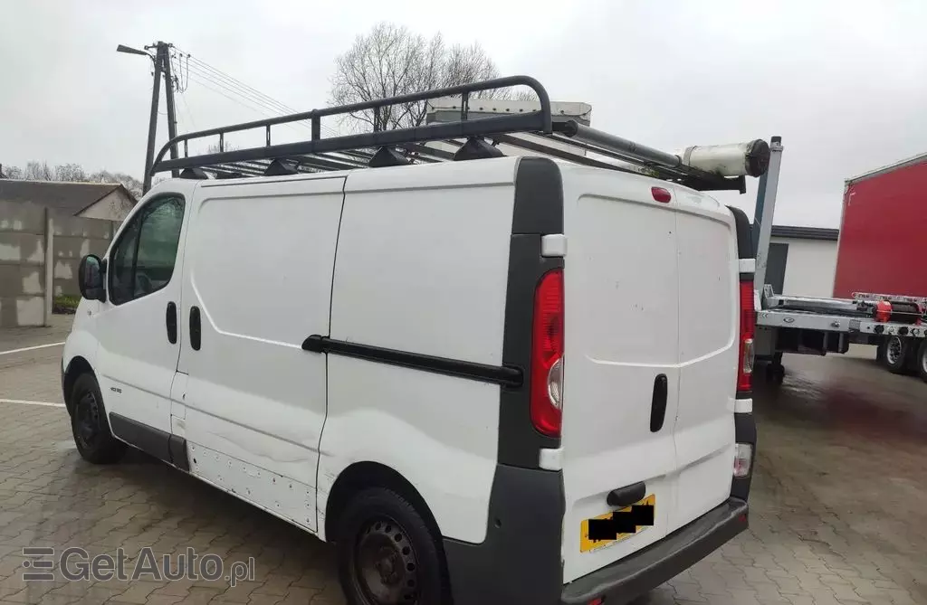 RENAULT Trafic 