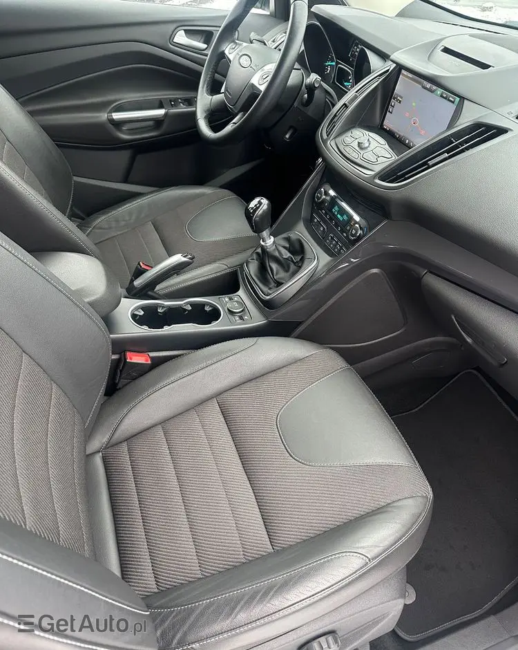 FORD Kuga 1.5 EcoBoost FWD Titanium ASS