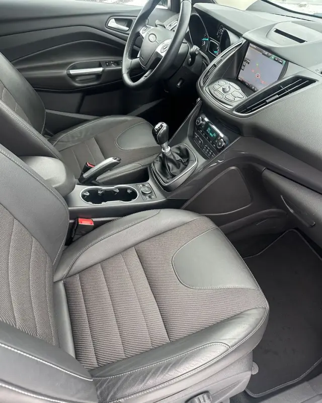 FORD Kuga 1.5 EcoBoost FWD Titanium ASS