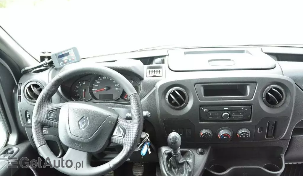 RENAULT Master 