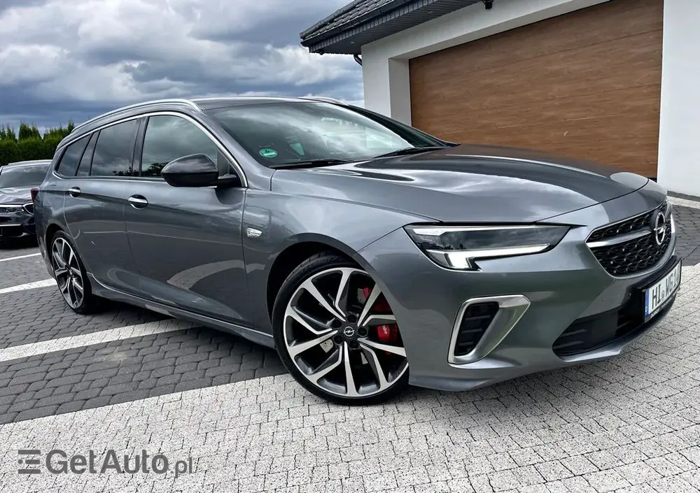 OPEL Insignia 2.0 T 4x4 GSi S&S