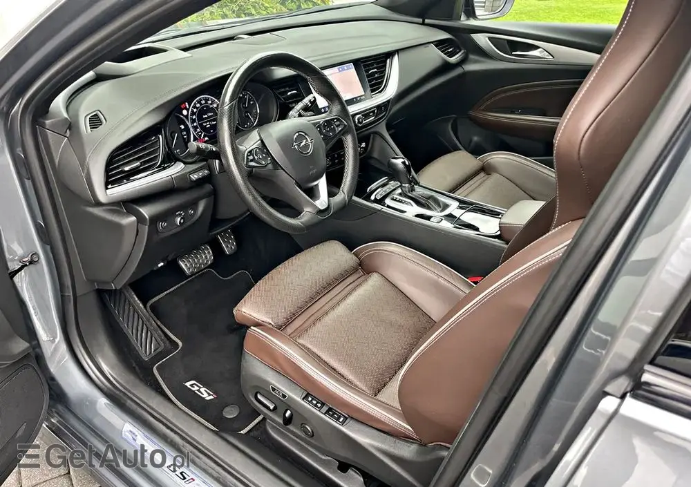 OPEL Insignia 2.0 T 4x4 GSi S&S